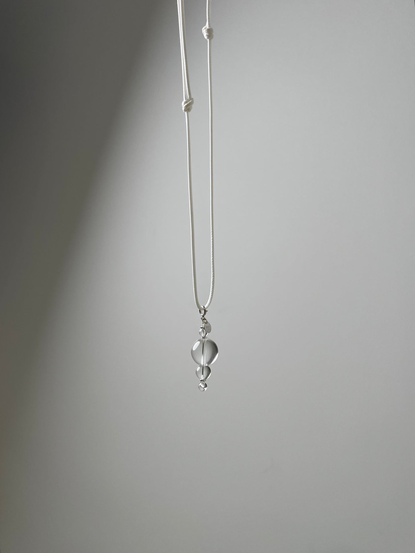 C004 Aire Pendant